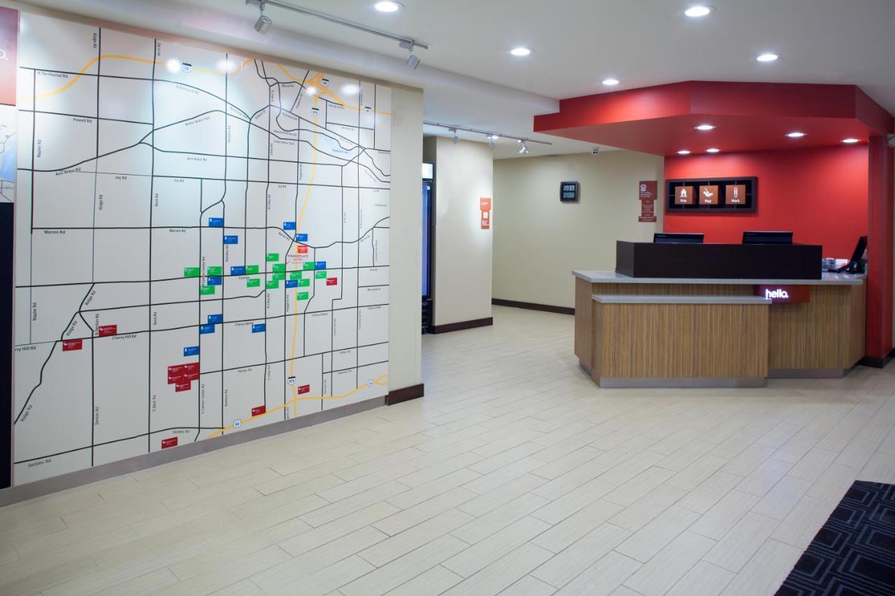Towneplace By Marriottdetroit Hotel
