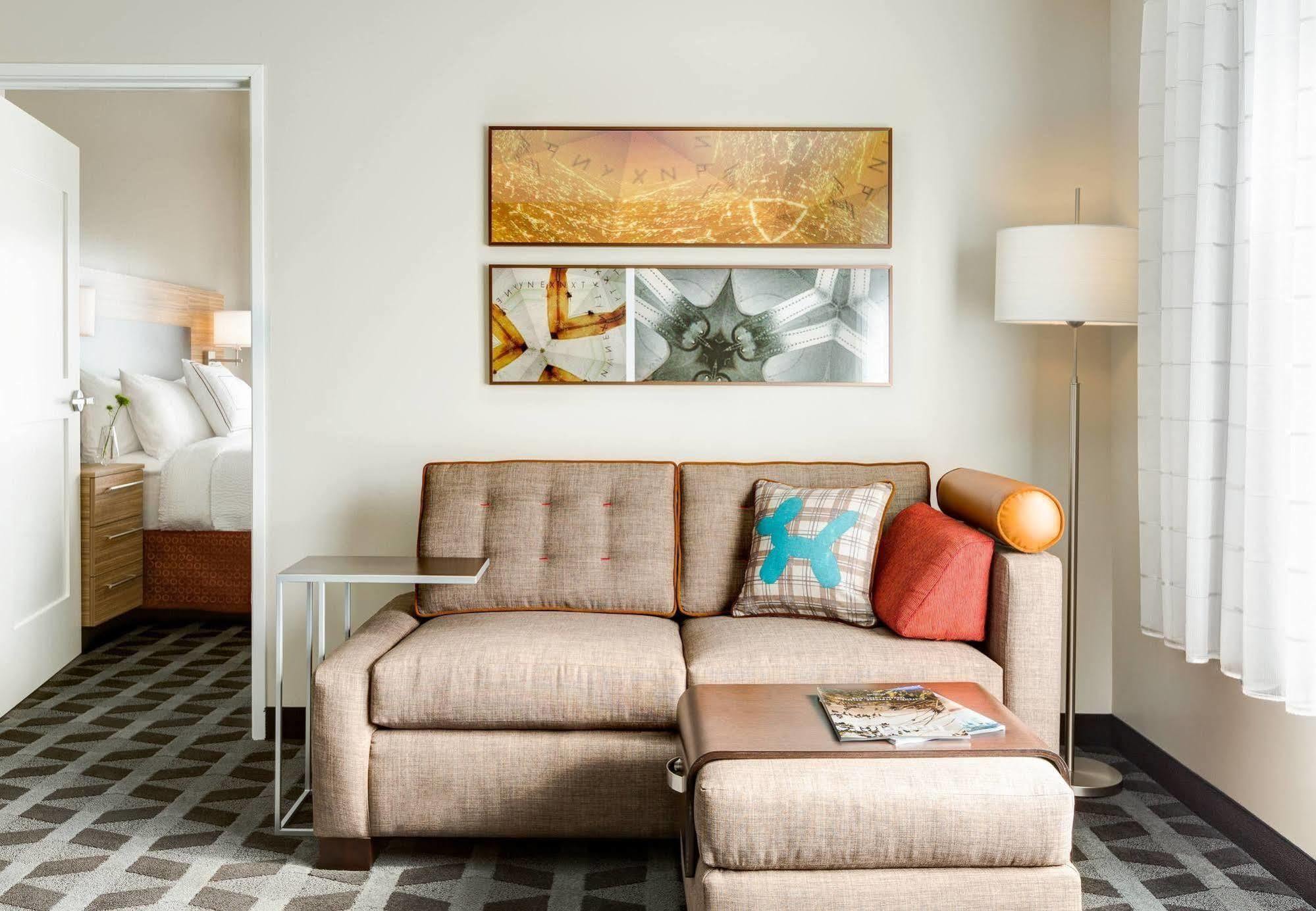 Hotel Towneplace By Marriottdetroit